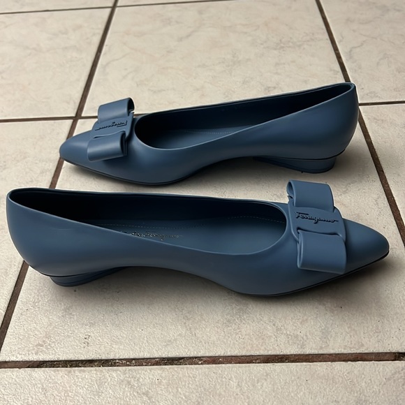 Salvatore Ferragamo flats - Picture 5 of 6